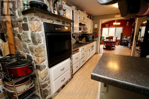 Other - 192 Mcarthur Road, Northern Bruce Peninsula, ON N0H2R0 Photo 2