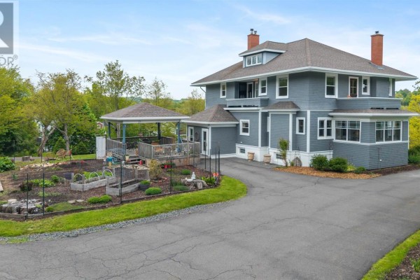 Family room - 192 Terrace Street, New Glasgow, NS B2H1R4 Photo 5