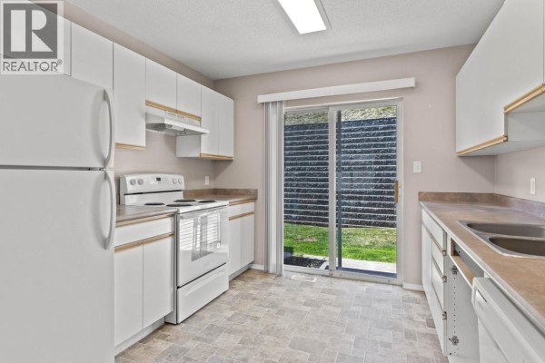 1920 Hugh Allan Drive Unit# 19, Kamloops, BC, photo 2