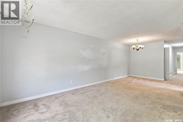 Bedroom - 1921 Mckercher Drive, Saskatoon, SK S7J3W1 Photo 5