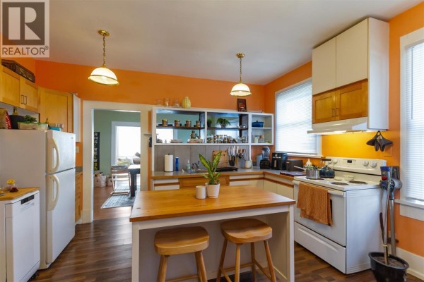 1925 Adanac Street, Vancouver, BC, photo 3