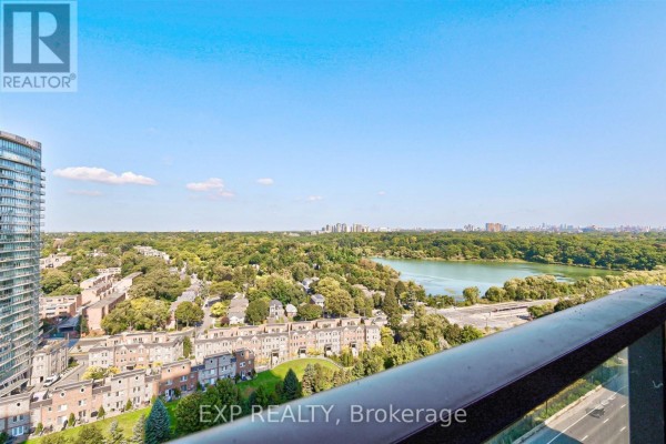 2216 - 1926 Lakeshore Boulevard W, Toronto, ON M6S1A1 Photo 5