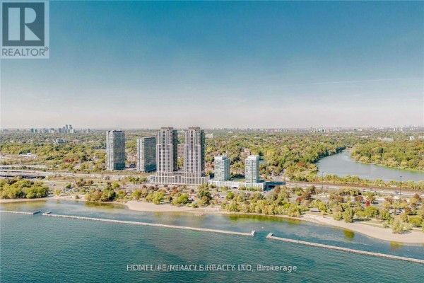 1928 Lakeshore Boulevard W, Toronto, ON, photo 3