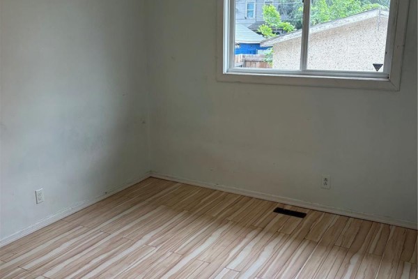 Bedroom - 1929 Quebec Street, Regina, SK S4P1J8 Photo 4