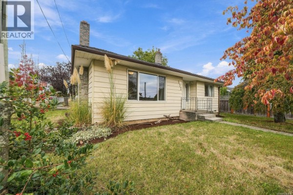 193 Corfield St, Parksville, BC, photo 2