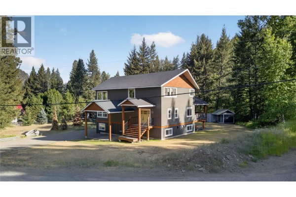 Living room - 193 Lockie Road, Tulameen, BC V0X1W0 Photo 3