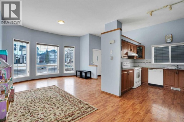 Living room - 193 Martindale Drive Ne, Calgary, AB T3J3X9 Photo 3