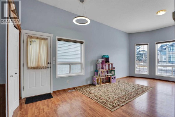 Primary Bedroom - 193 Martindale Drive Ne, Calgary, AB T3J3X9 Photo 4