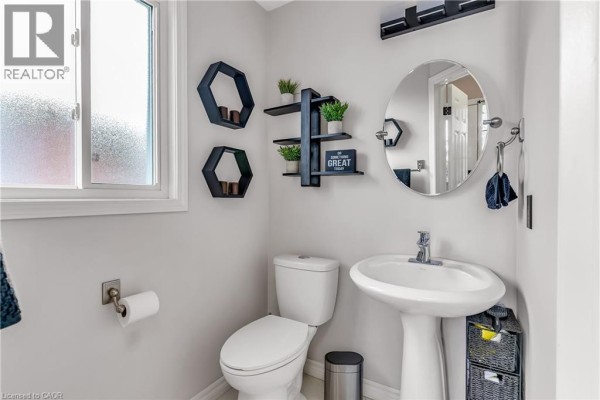 3pc Bathroom - 193 Mountain Laurel Crescent, Kitchener, ON N2E4B6 Photo 4