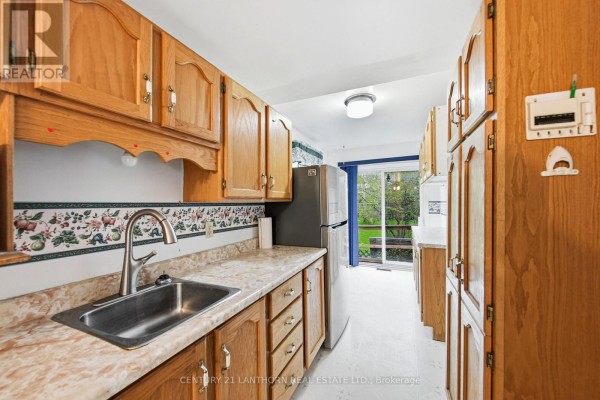 193 St. Lawrence Street E, Centre Hastings, ON, photo 3