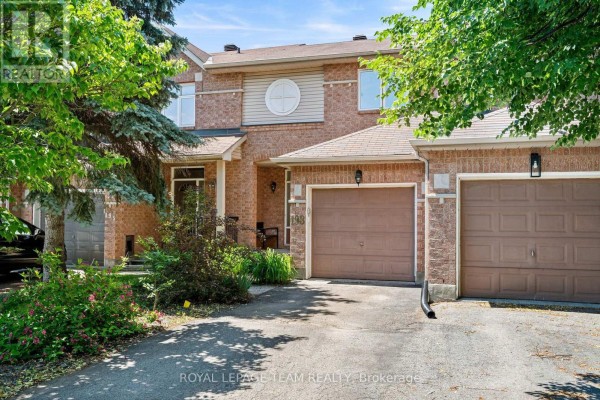Bedroom 3 - 193 Thornbury Crescent, Ottawa, ON K2G6C2 Photo 3