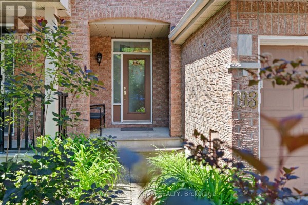 Kitchen - 193 Thornbury Crescent, Ottawa, ON K2G6C2 Photo 4