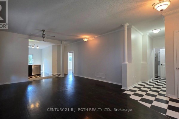 Living room - 1930 Webster Boulevard, Innisfil, ON L9S2A6 Photo 4