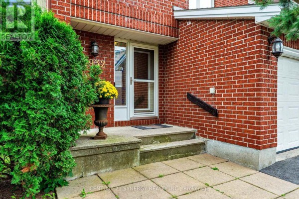1932 Ashmont Street, Ottawa, ON, photo 2