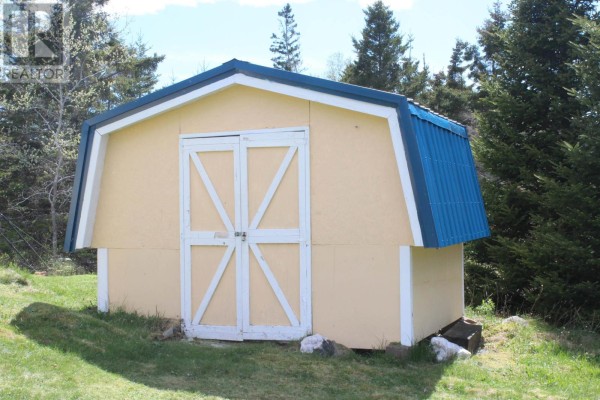 Laundry room - 1933 West Ship Harbour Road, Debaies Cove, NS B0J2L0 Photo 3