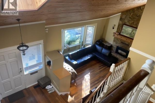 1936 Clarke Street, Port Moody, BC V3H1X9 Photo 4
