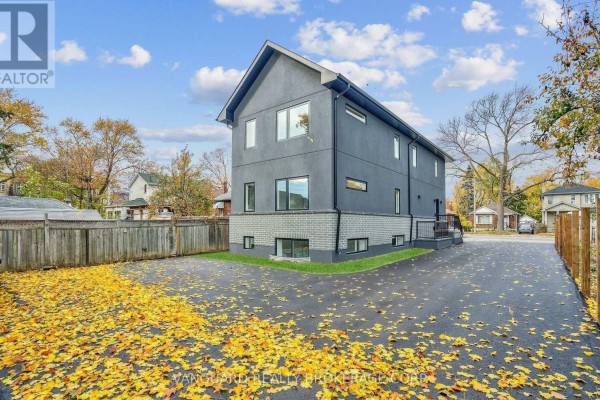1937 Lawrence Avenue W, Toronto, ON M9N1G8 Photo 3