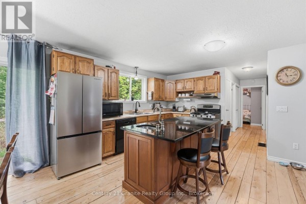 1937 Mumford Road, Highlands East, ON K0L1X0 Photo 3