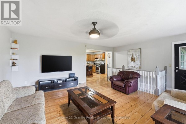 1937 Mumford Road, Highlands East, ON K0L1X0 Photo 5