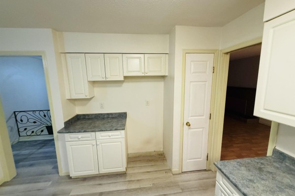 19371 76 Avenue, Surrey, BC, photo 3