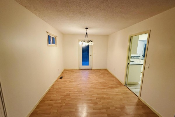 19371 76 Avenue, Surrey, BC V4N6C6 Photo 4