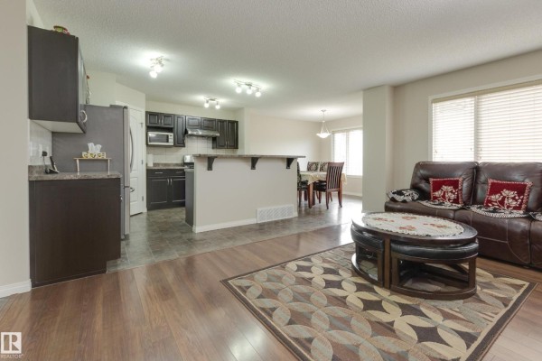 1939 118 St Sw, Edmonton, AB, photo 3