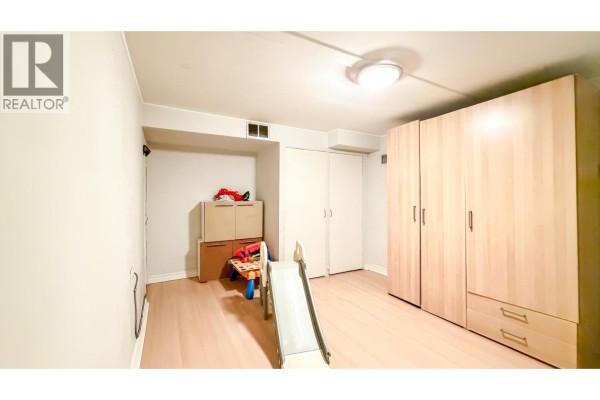 1939 E 39th Avenue, Vancouver, BC V5P1H5 Photo 3