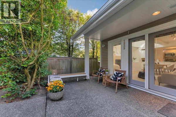 1939 W 12th Avenue, Vancouver, BC V6J2G1 Photo 2