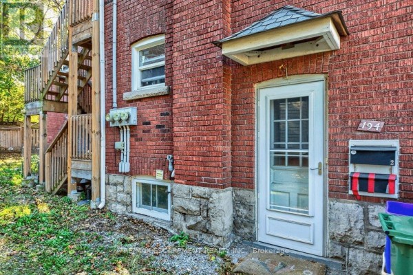 194 Delaware Avenue, Hamilton, ON L8M1W1 Photo 5