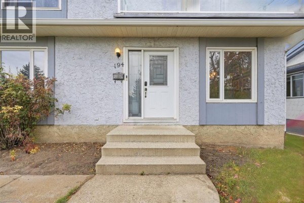 Kitchen - 194 Rundleview Close Ne, Calgary, AB T1Y1J1 Photo 2