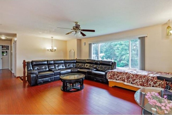 1940 Cordova Court, Abbotsford, BC V2T4H7 Photo 5