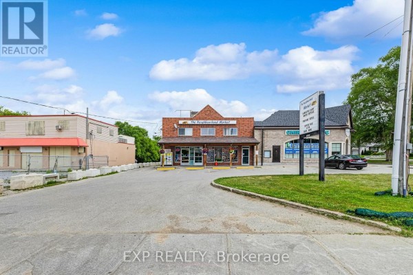 19423 Yonge Street, East Gwillimbury, ON L9N1L8 Photo 5