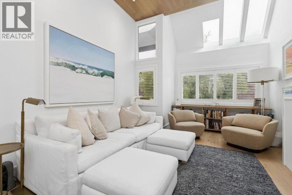 1944 Mcnicoll Avenue, Vancouver, BC V6J1A6 Photo 5