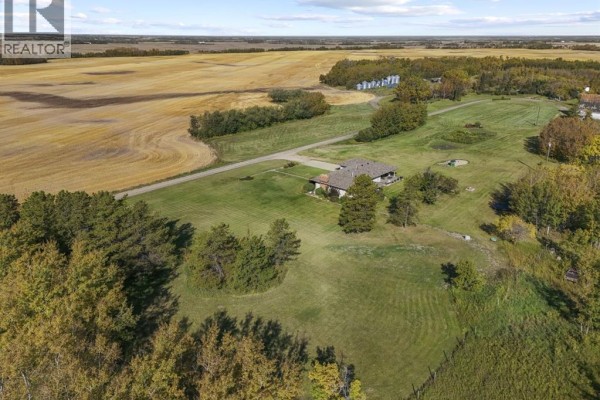 4pc Bathroom - 19448a Highway 26, Rural Camrose County, AB T0B3P0 Photo 4
