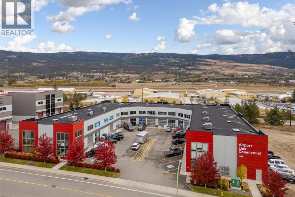 1945 Pier Mac Way Unit# 4, Kelowna, BC, photo 2