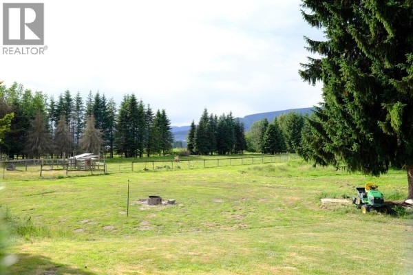 19465 Mcneil Road, Pitt Meadows, BC V3Y1Z1 Photo 2