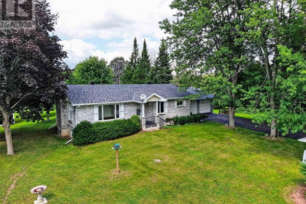 19485 Glen Road, South Glengarry, ON K0C2J0 Photo 5