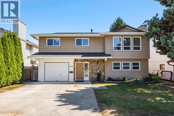1949 Taylor Street, Port Coquitlam, BC V3C4M1 Photo 2