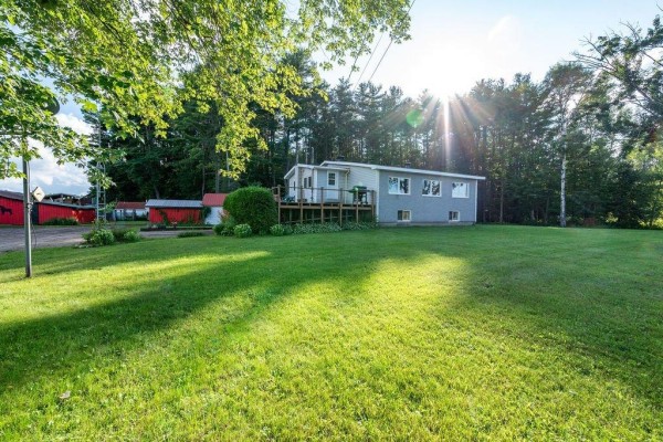 195 Ch. Wesley, Clarendon, QC, photo 3