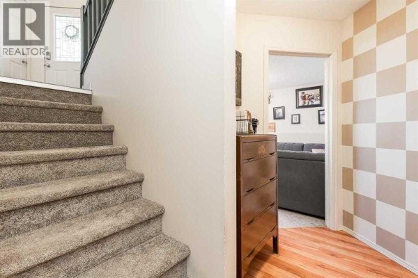 195 Cowichan Court W, Lethbridge, AB T1K7T7 Photo 4