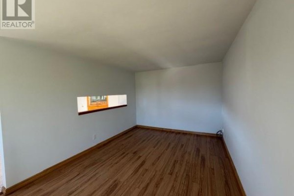 Living room - 195 Donald Street, Sudbury, ON P3B3T5 Photo 5