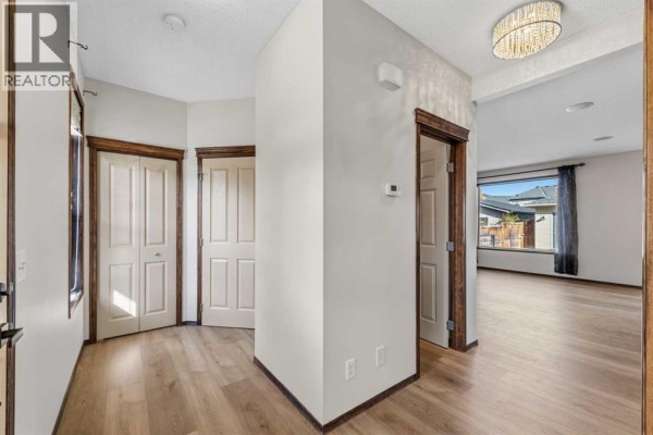 Foyer - 195 Elgin Rise Se, Calgary, AB T2Z4Z7 Photo 5