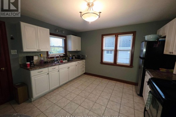 Bedroom 2 - 195 Empress Avenue S, Thunder Bay, ON P7E6S1 Photo 4