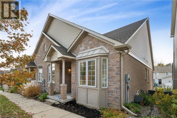 4pc Bathroom - 195 Jolliffe Avenue, Rockwood, ON N0B2K0 Photo 4
