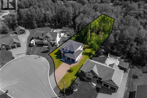 4pc Bathroom - 195 Larochelle Street, Dieppe, NB E1A9N5 Photo 2