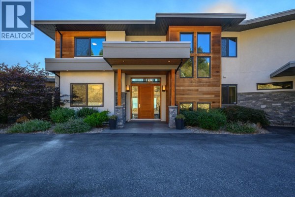 195 Ravine Drive, Coldstream, BC, photo 2