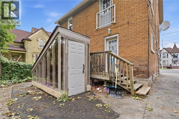 195 Victoria Street N Unit# Basement, Kitchener, ON, photo 2