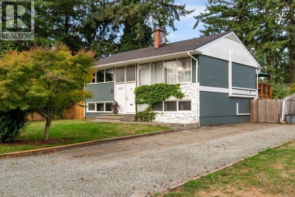 1951 Hallen Ave, Nanaimo, BC, photo 2