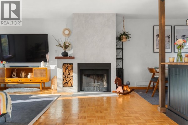 1952 Chesterfield Avenue, North Vancouver, BC V7M2P5 Photo 4