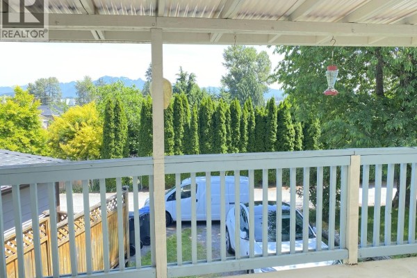 1955 Pitt River Road, Port Coquitlam, BC V3C1R2 Photo 4